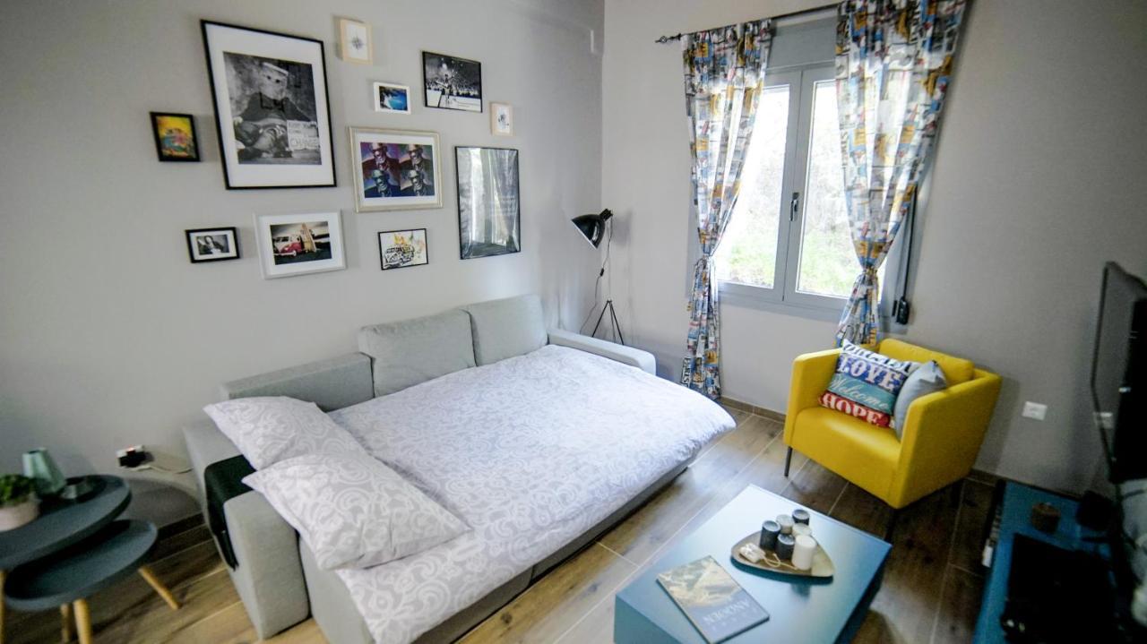 D16 Athens Apartment - 5' Mins To Petralona Metro Bagian luar foto